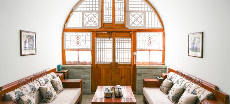 同源堂民宿(吴堡火车站店)图片