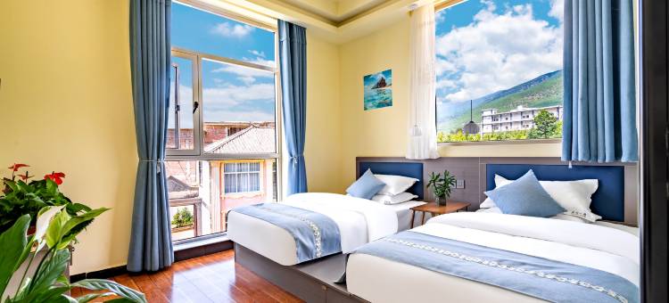 丽江田间小憩民宿(三义国际机场店)图片