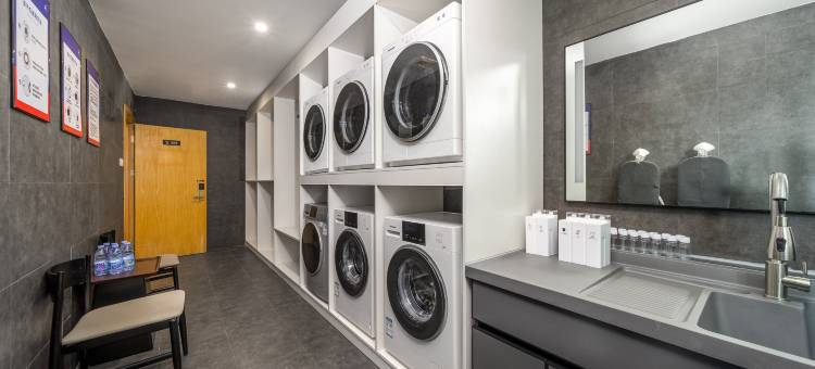 优范酒店(佛山狮山南海体育中心店)图片