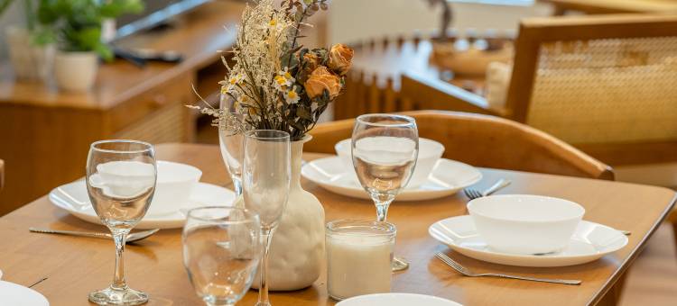 【La Ferringhi Villa】25 pax/Courtyard/Backyard/Bathtub/Pool Table/Mahjong/BBQ Grill/3 mins to beach图片