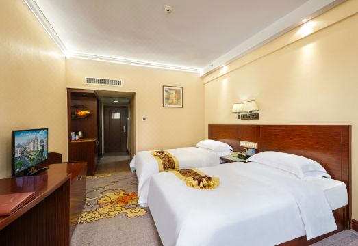 Huatai Hotel Hotel Overview