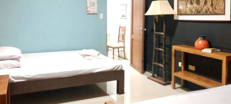 红多兹旅舍@德奥玛家庭酒店及农场咖啡馆(RedDoorz Hostel @ Deomar Hometel & Farm Cafe Vigan Ilocos)图片