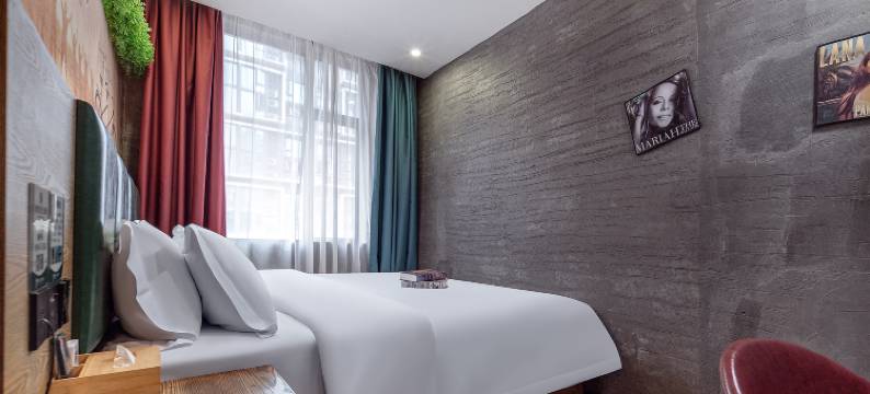 时光艺宿酒店(广西大学动物园店)图片