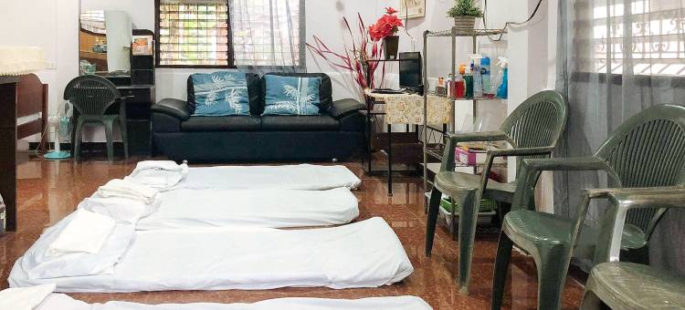 伊拉旅馆(Irah's Guest House RedPartner)图片