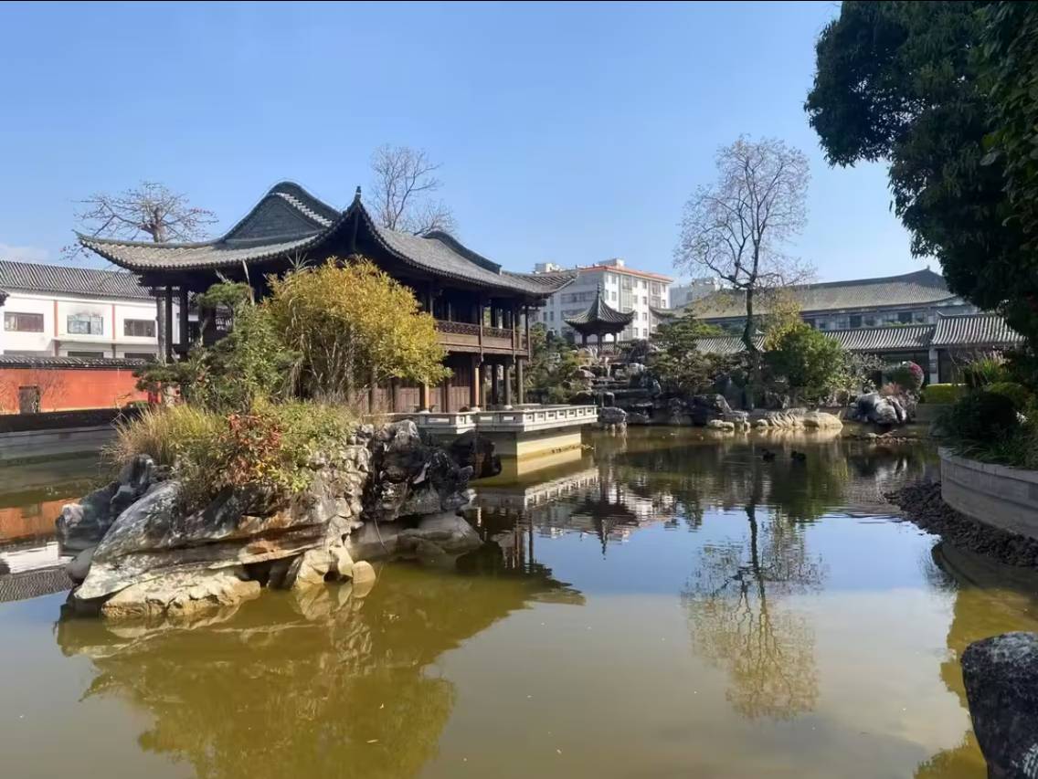 溯隐府衙里酒店(红河哈尼族彝族自治州建水朱家花园建水古城店)图片