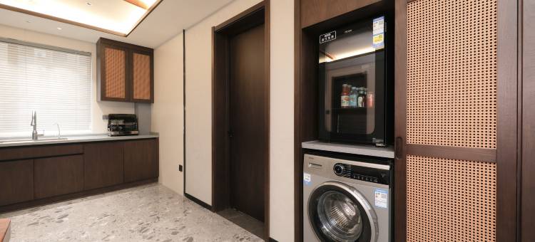 国信四季温泉度假酒店(长白山高铁站店)图片