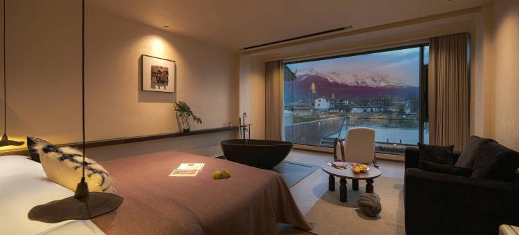 万川续·ValleVive日照金山全景度假酒店(白沙古镇店)图片