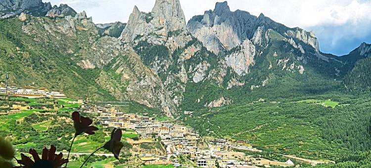 崖岸18°｜全视野日出•晨雾观景美宿(扎尕那景区店)图片