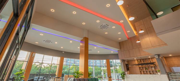 B2万伦高级酒店(B2 Surat Thani Premier Hotel)图片