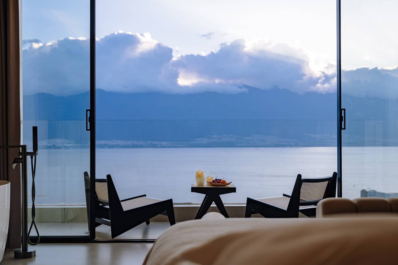 玖见海·海景艺术美宿(大理洱海店)图片