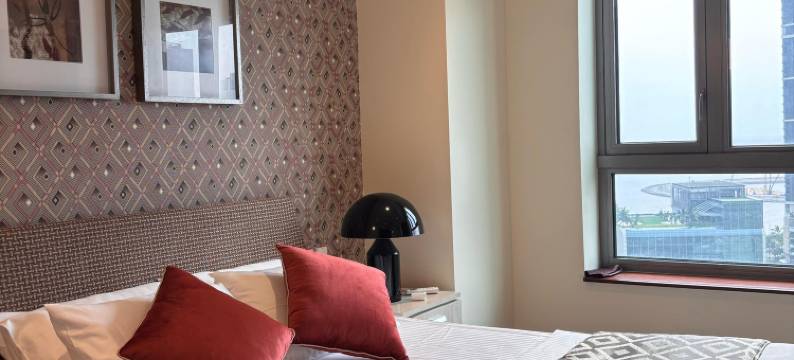 州长的天际线度假(Skyline Escapes by The Governor)图片