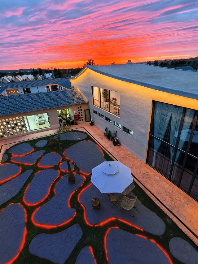 hotel overview picture