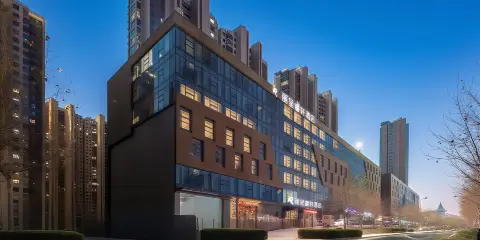 日照麗呈睿軒酒店(萬平口景區萬達廣場店)