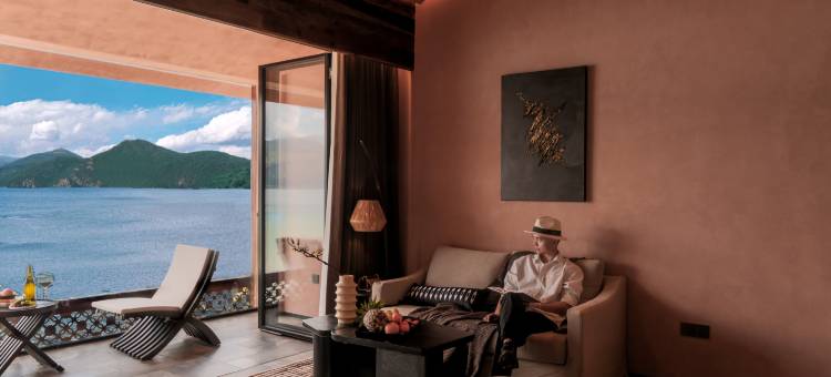 泸沽湖喜雾屿湖景设计师酒店图片