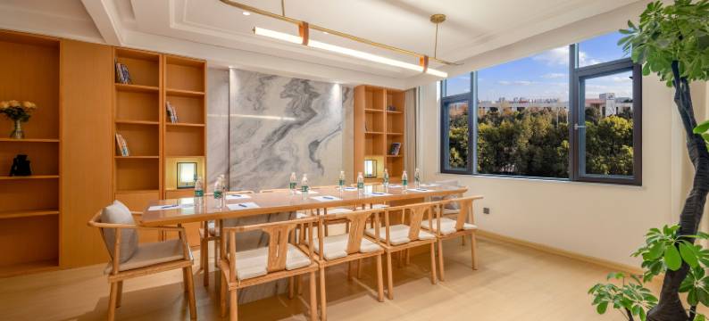 曲靖旺梁瑞庭酒店(麒麟区花柯夜市店)图片