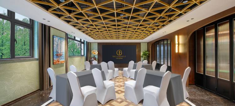 THE GARDEN F艾菲花园酒店(上海徐家汇交通大学地铁站店)图片