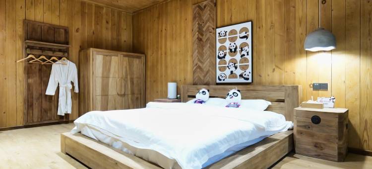 王朗大熊猫探秘营地图片