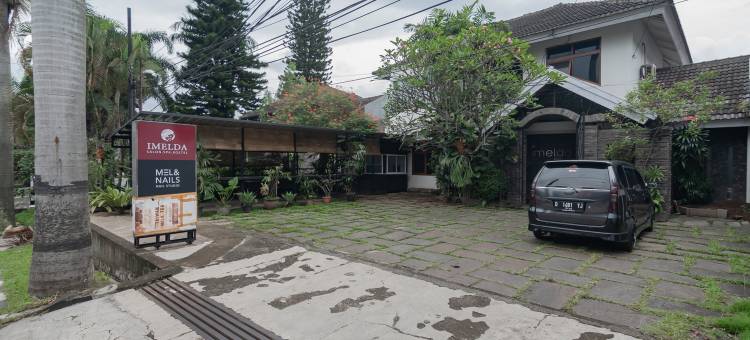 红色伙伴塞特拉萨里伊梅尔达公寓(Imelda Residence Setrasari RedPartner)图片