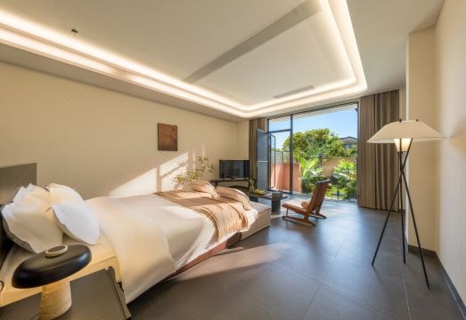 Wangyunxuan Hot Spring Homestay (Tengchong Century City Branch) Hotel Overview