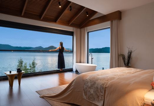 泊锐·云澜Resort Hotel（泸沽湖大落水店）外景图