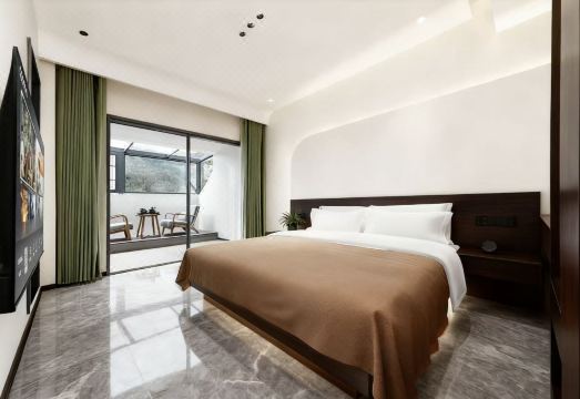 PuYu Guanshan Guest House (Huangguo  Store) Hotel Overview