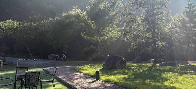 南投黑爵士民宿图片