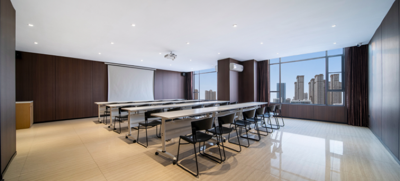 辉县华隆丽都风尚酒店(时代广场店)图片