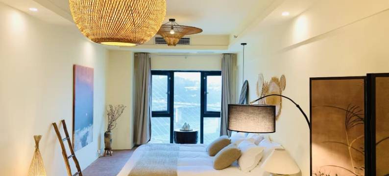 云朵江景民宿(重庆解放碑十八梯店)图片