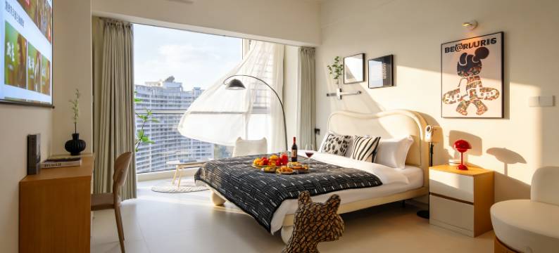 草堂·时光里丨TheBeautyofTheEast民宿(南宁东站万象城地铁站店)图片