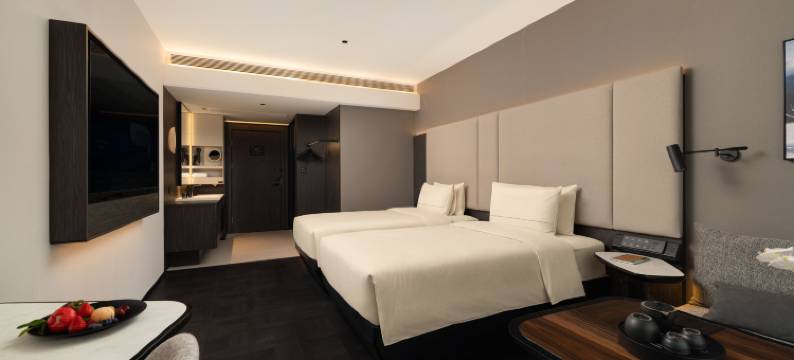 兰州中天健广场瓜州路亚朵酒店图片