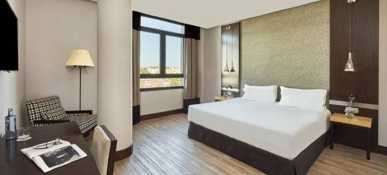 NH阿维尼达赫雷斯酒店(NH Avenida Jerez)图片