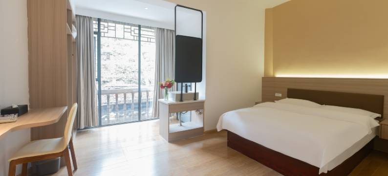 云客江畔美居(柳州三江鼓楼风雨桥店)图片