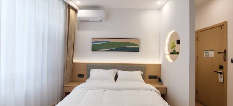 龙陵云曼酒店图片