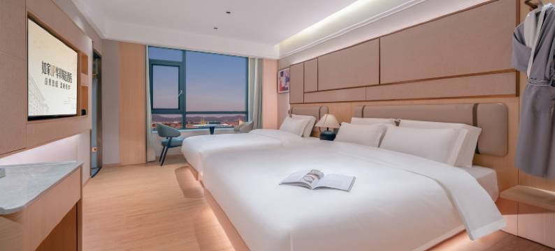 建水如家UP华驿精选酒店(建水高铁站客运站店)图片