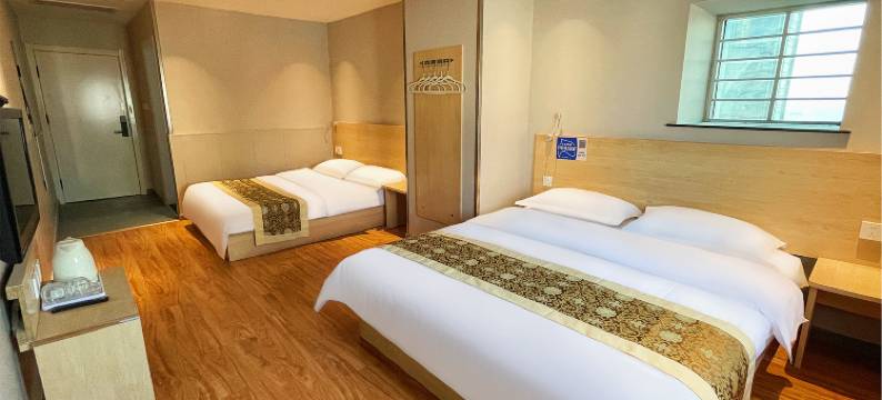 如家派柏·云酒店(青岛栈桥地铁站店)图片