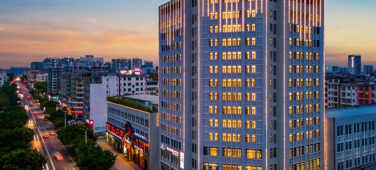 缘分四季酒店(赣州万达广场店)图片