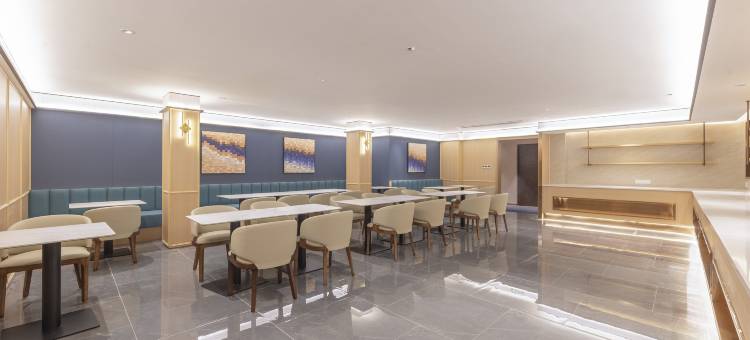 艺龙安悦酒店(景德镇陶溪川文创街区店)图片