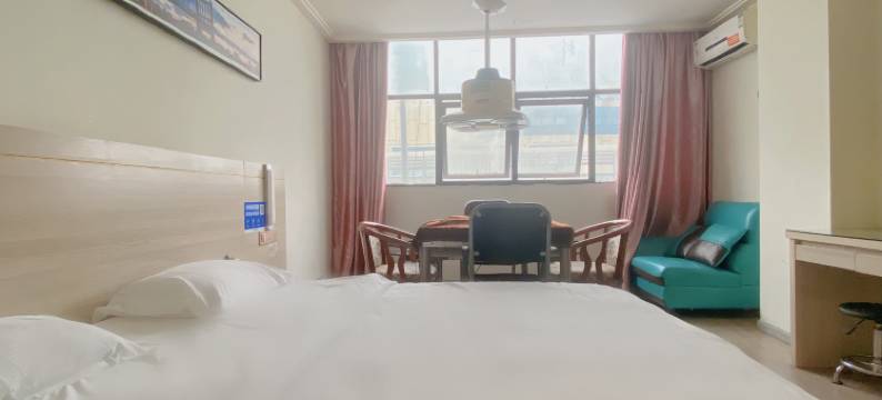 七喜城市酒店(武昌火车站万隆广场店)图片