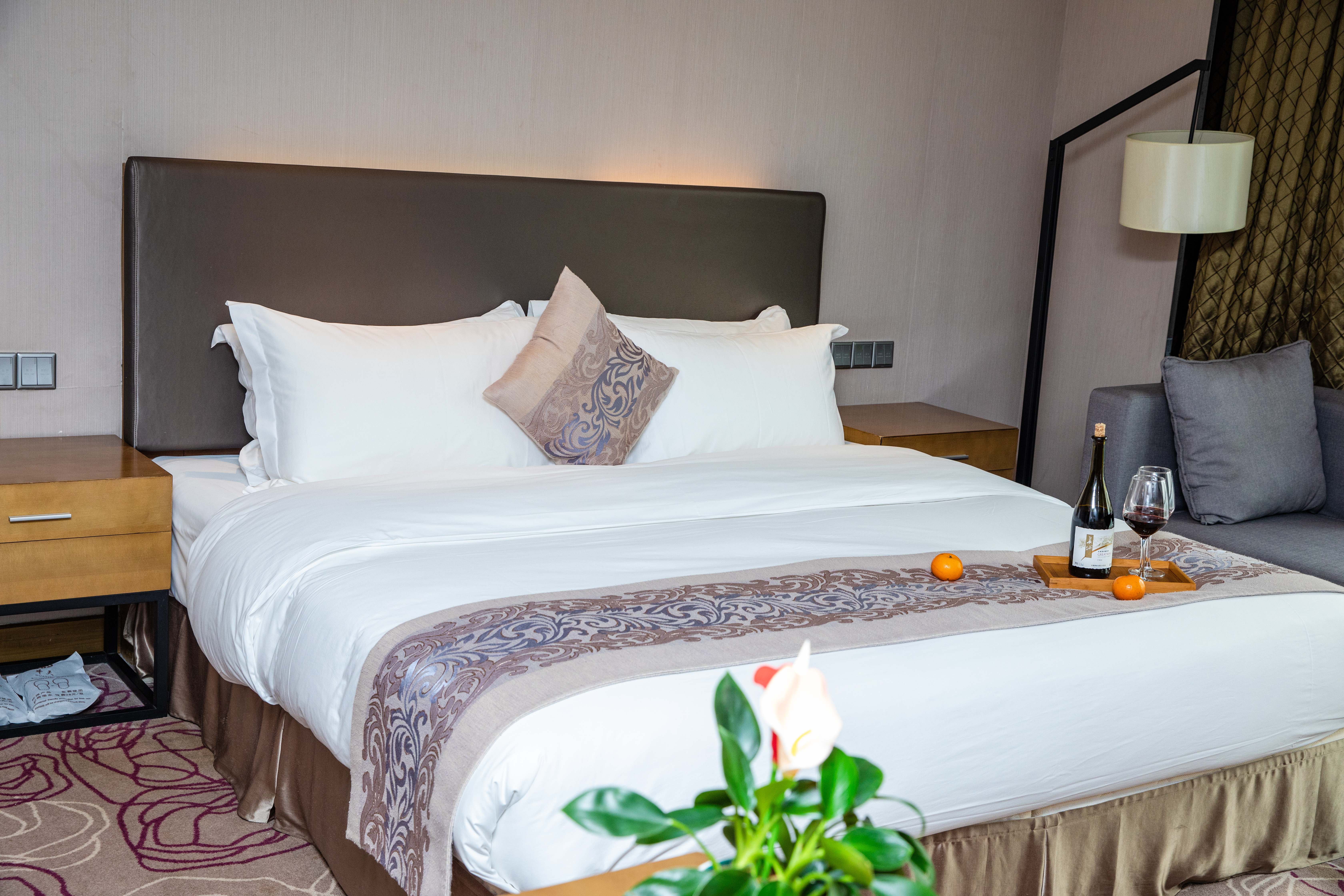 Huatian HotelOver view