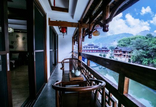 Furong Town Shuiyunxuan Inn (Furong Town Scenic Area)Hotel Overview