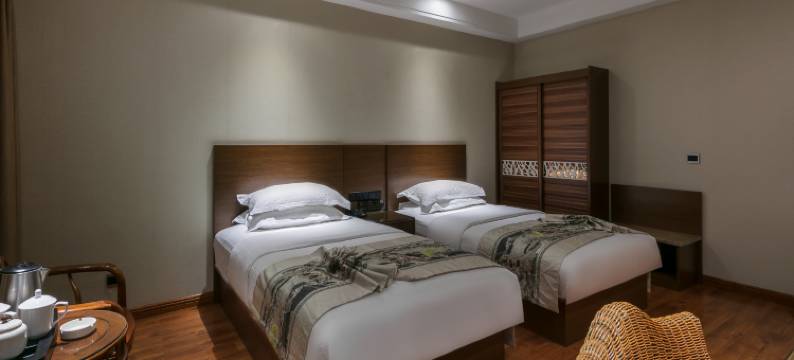 普洱建华酒店(思茅区悦城时光里购物公园店)图片