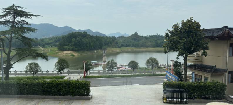 商城财和温泉酒店图片