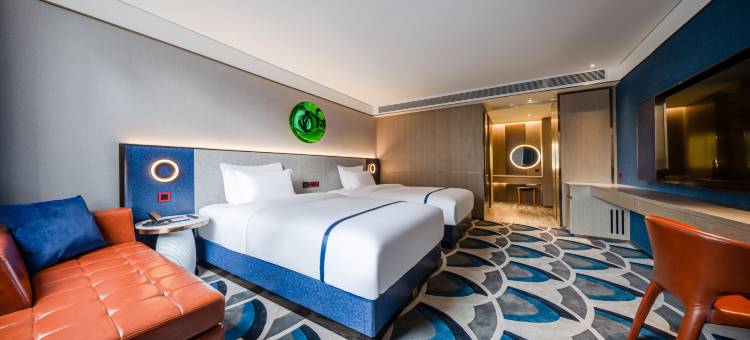 武汉江汉路步行街万象城枫渡酒店图片