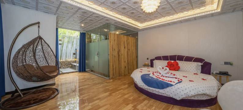 18韵·精品温泉酒店(梧州市博物馆旺城广场店)图片