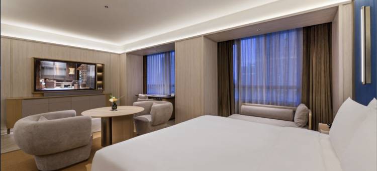 上海陆家嘴金融中心桔子水晶酒店图片