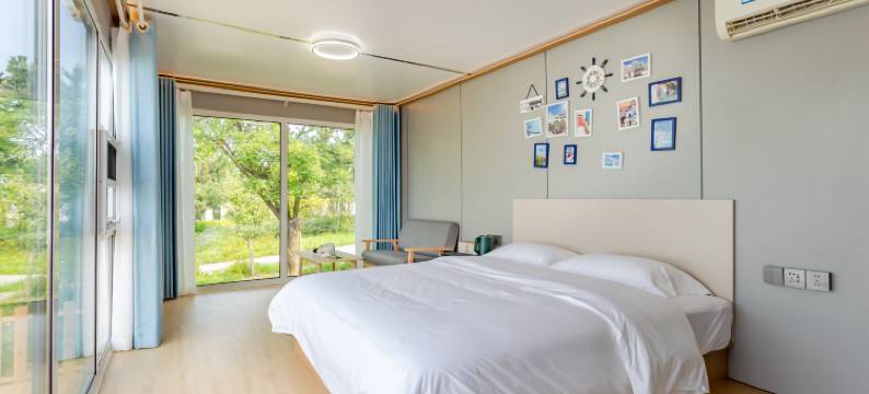 易居房车民宿(第三海水浴场店)图片