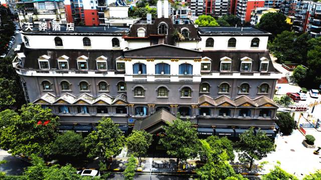 hotel overview picture