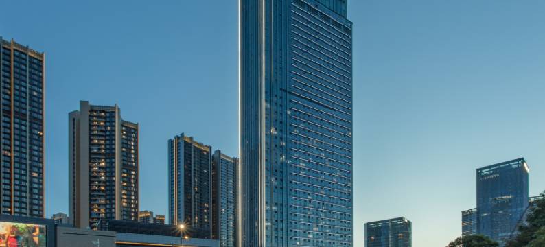 程寓国际公寓(深圳光明蓝鲸世界凤凰城地铁站店)图片
