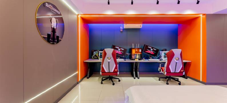 蜜桃电竞酒店(呼和浩特凯德广场诺和木勒地铁站店)图片