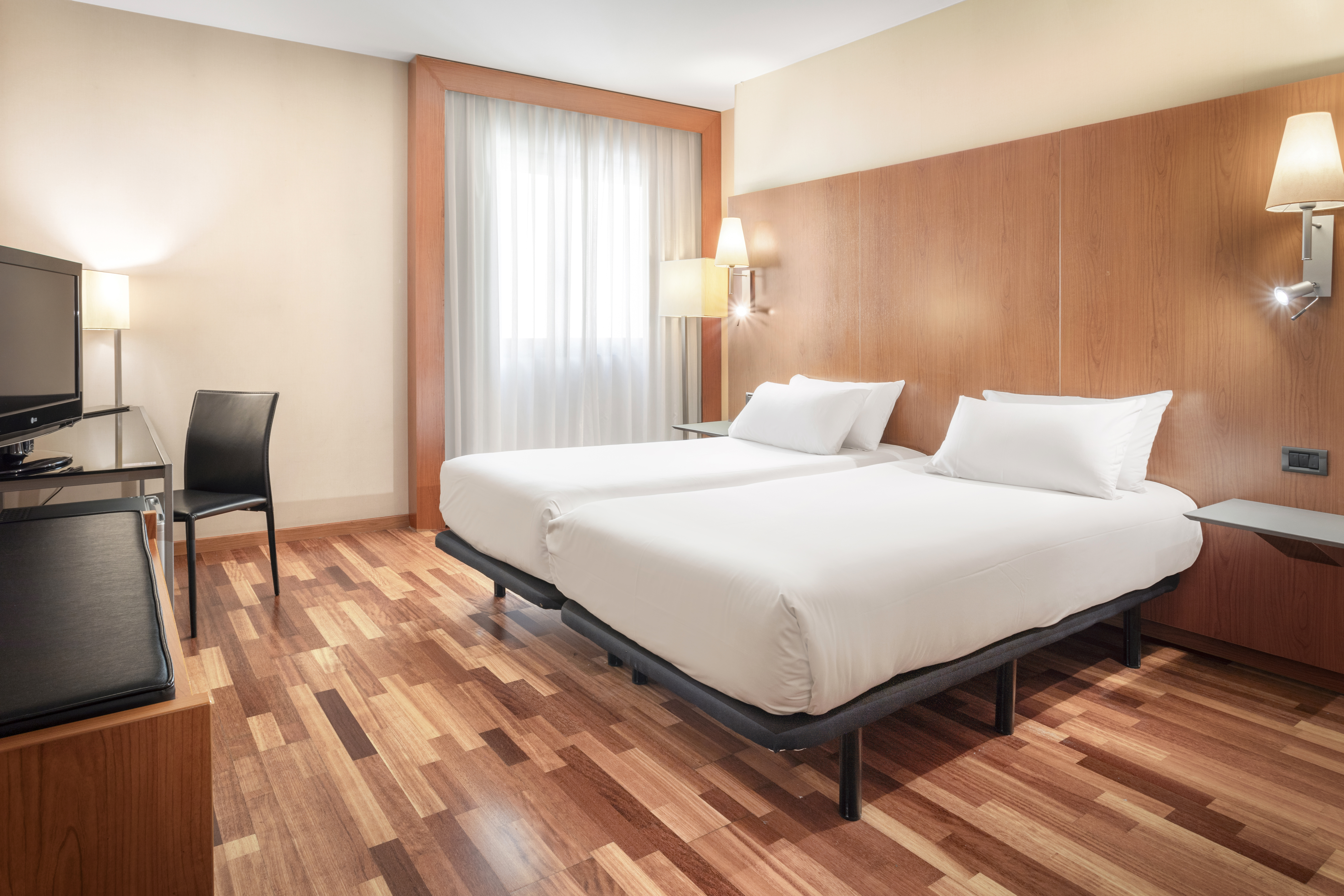 B&B HOTEL Ciudad de LleidaOver view